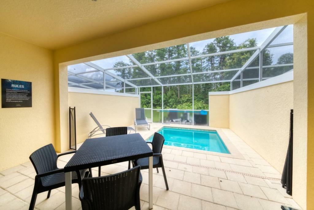 Pleasant Villa With Private Pool Near Disney 포 코너스 외부 사진